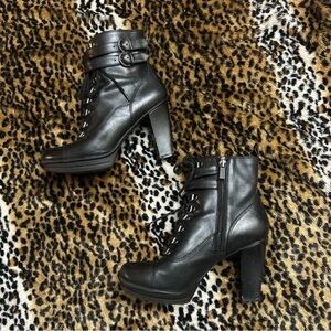 Kenneth Cole Black Leather Heeled Boots